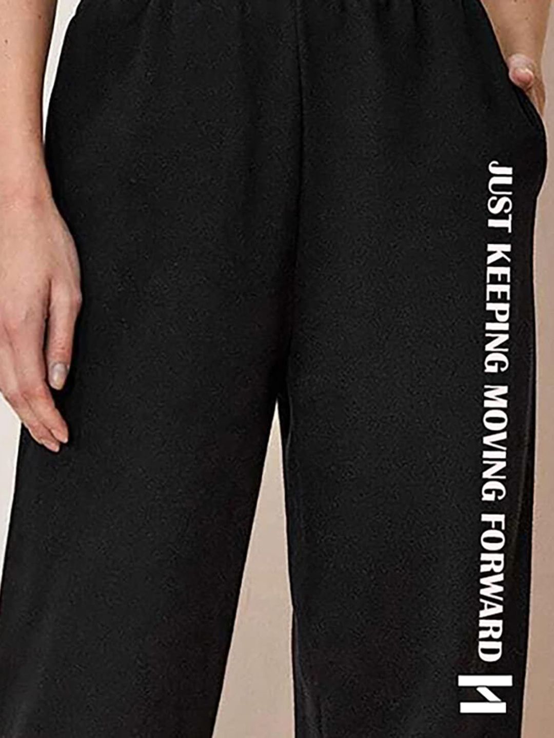 Kotty Women Typography Printed Joggers