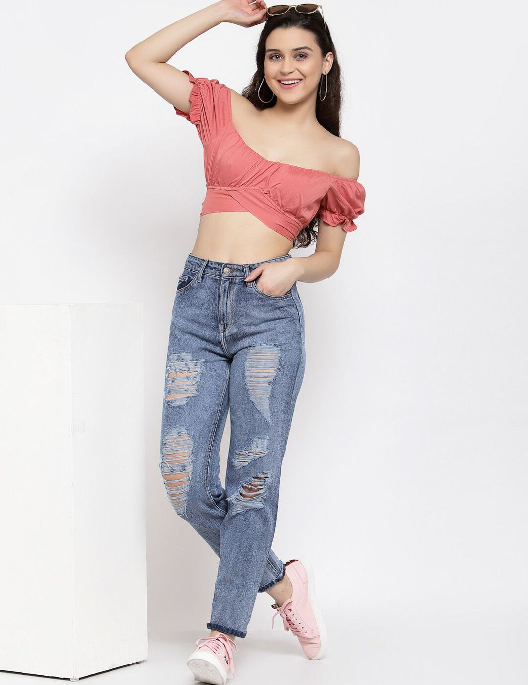 Kotty Women Blue Boyfriend Fit High-Rise Highly Distressed Heavy Fade Jeans