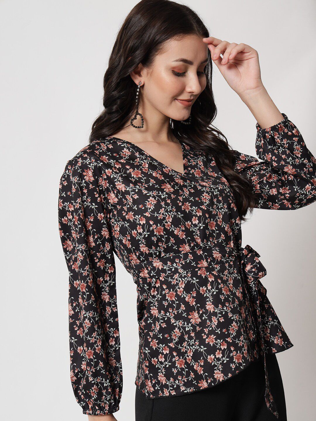Kotty Floral Printed Puff Sleeve Peplum Top