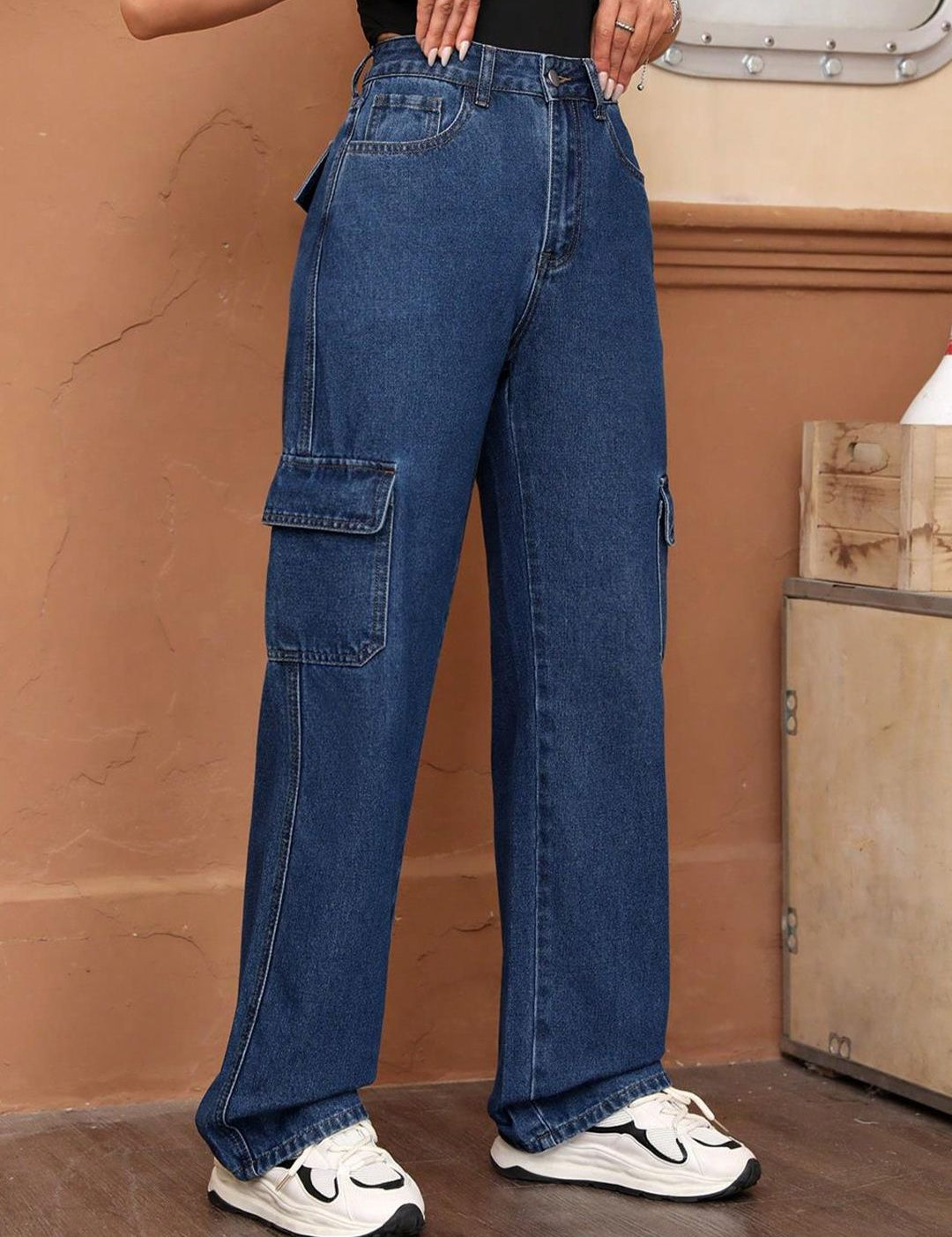 Kotty Women Blue Jean Straight Fit High-Rise Light Fade Stretchable Jeans