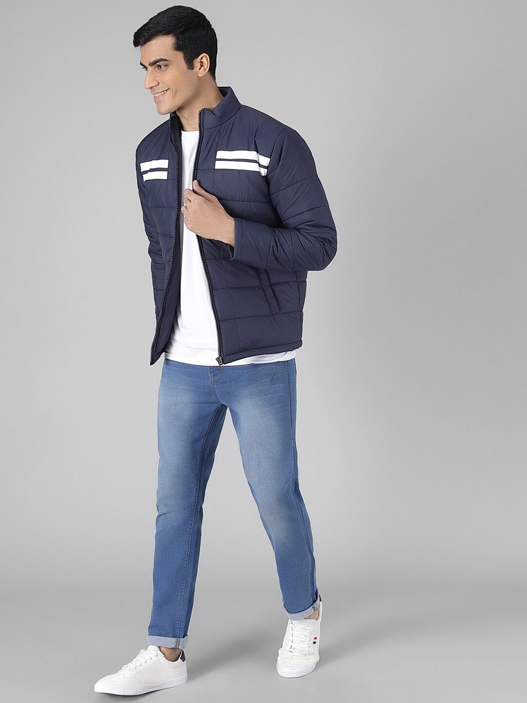 Kotty Men Blue Solid Puffer Jacket