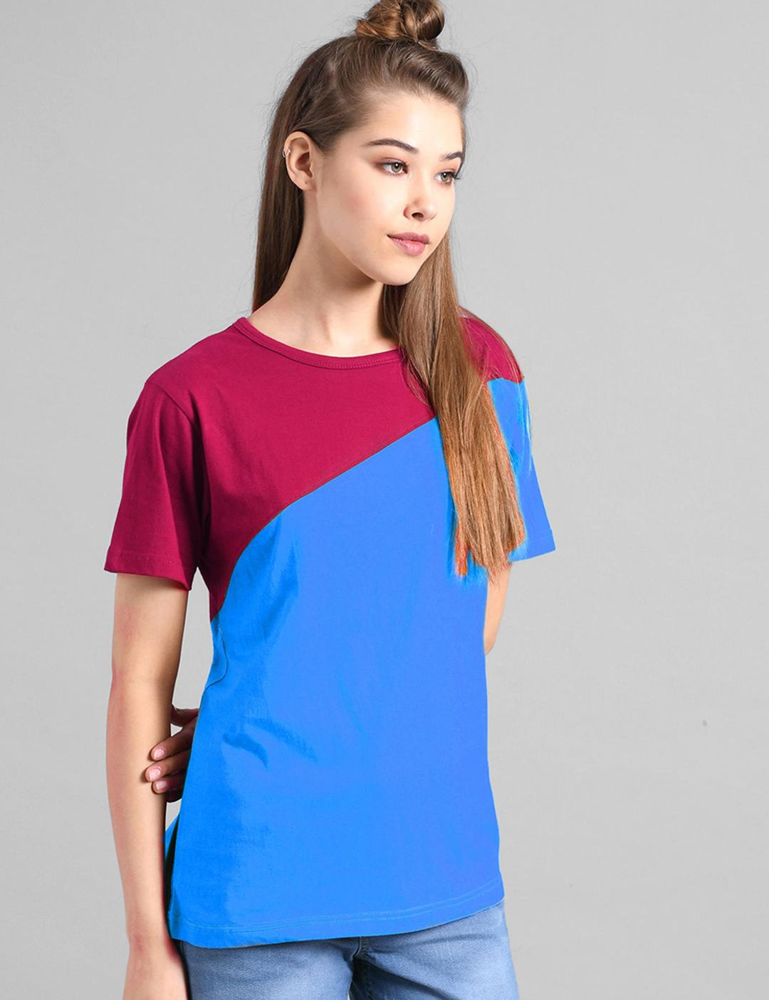 Kotty Women Blue & Maroon Colourblocked Round Neck T-shirt
