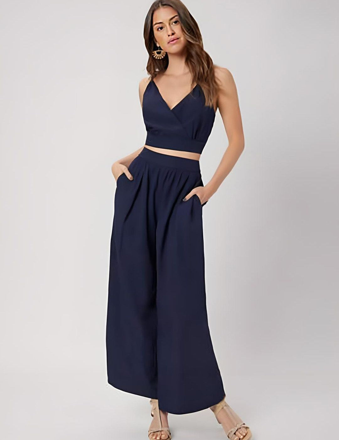 Kotty Shoulder Straps Top With Trousers