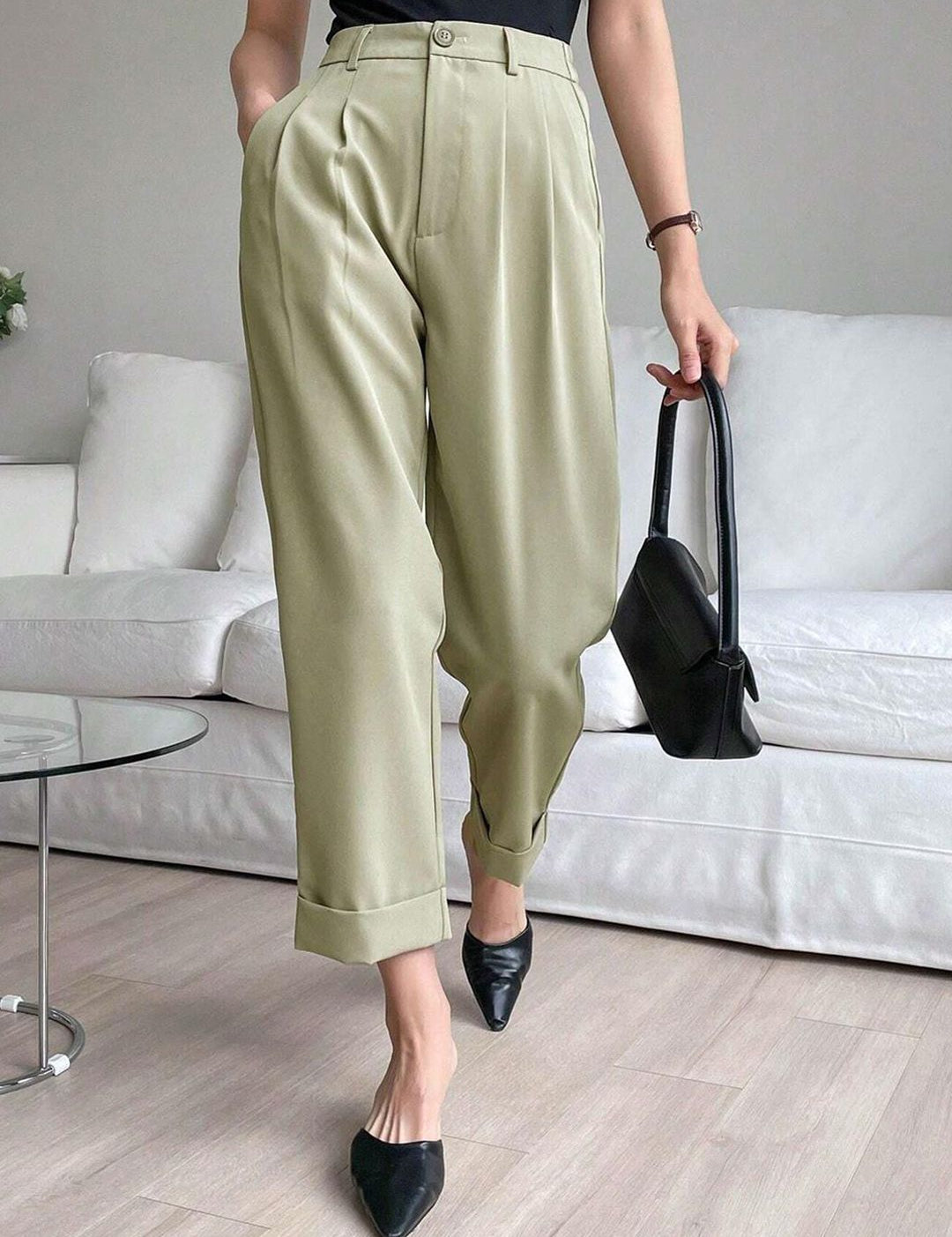 Kotty Women Relaxed Straight Leg Straight Fit High-Rise Easy Wash Trousers