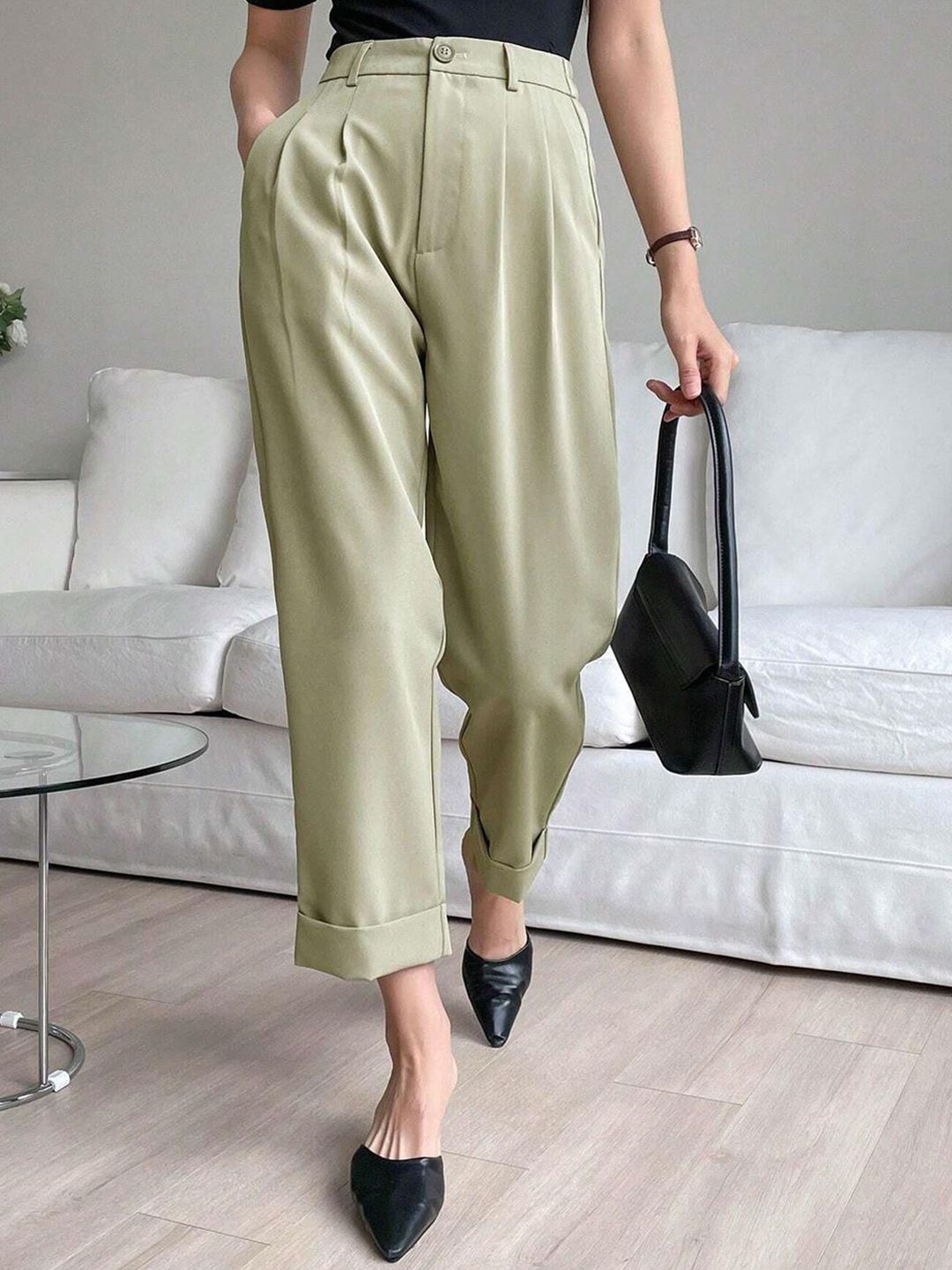 Kotty Women Relaxed Straight Leg Straight Fit High-Rise Easy Wash Trousers
