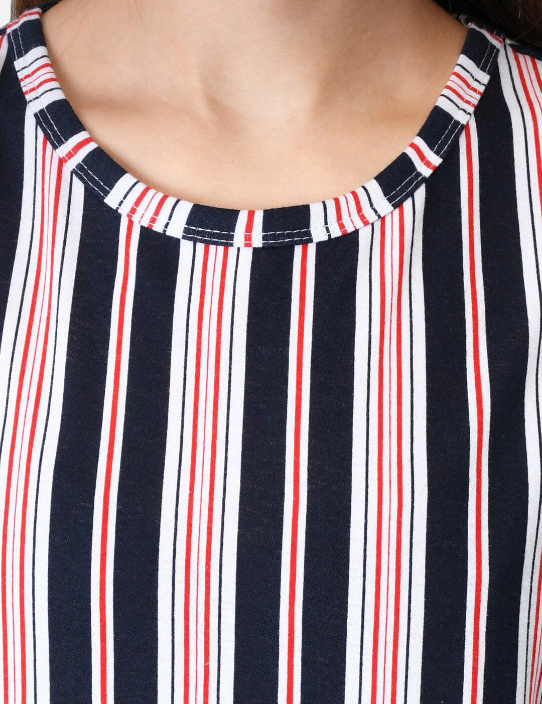 Kotty Women Blue Striped Round Neck T-shirt