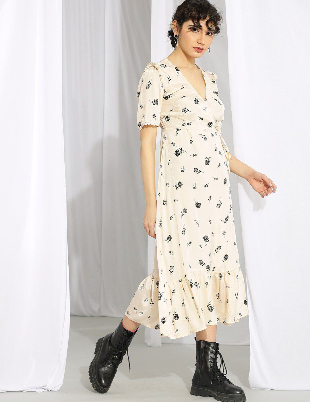 Kotty Cream & Black Floral Printed Wrap Midi Dress