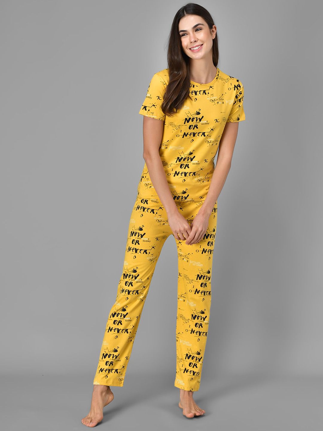 Kotty Women Yellow & Black Printed Night Suit