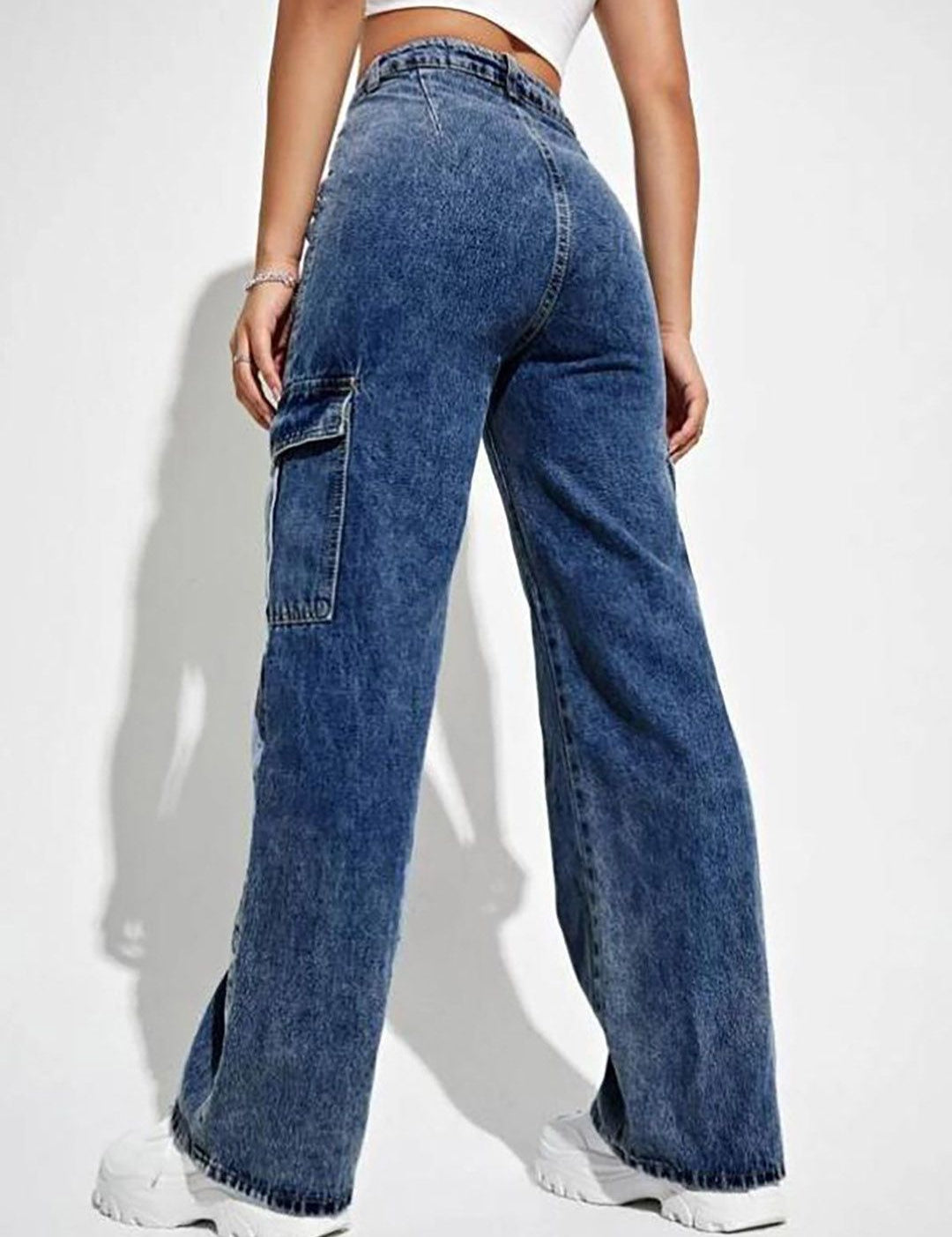 Kotty Women Straight Fit High-Rise Low Distress Stretchable Jeans