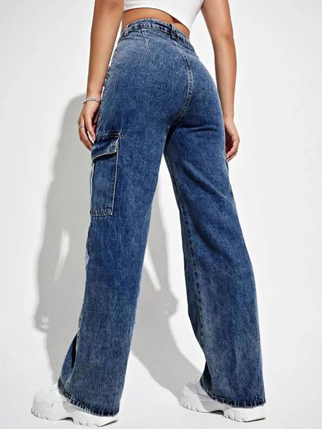 Kotty Women Straight Fit High-Rise Low Distress Stretchable Jeans