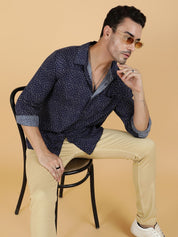 Kotty Men Relaxed Spread Collar Graphic Printed Cotton Casual Shirt