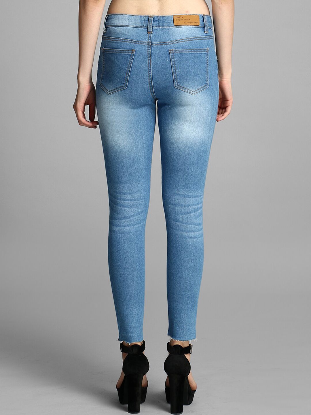Kotty Women Blue Skinny Fit High-Rise Low Distress Jeans