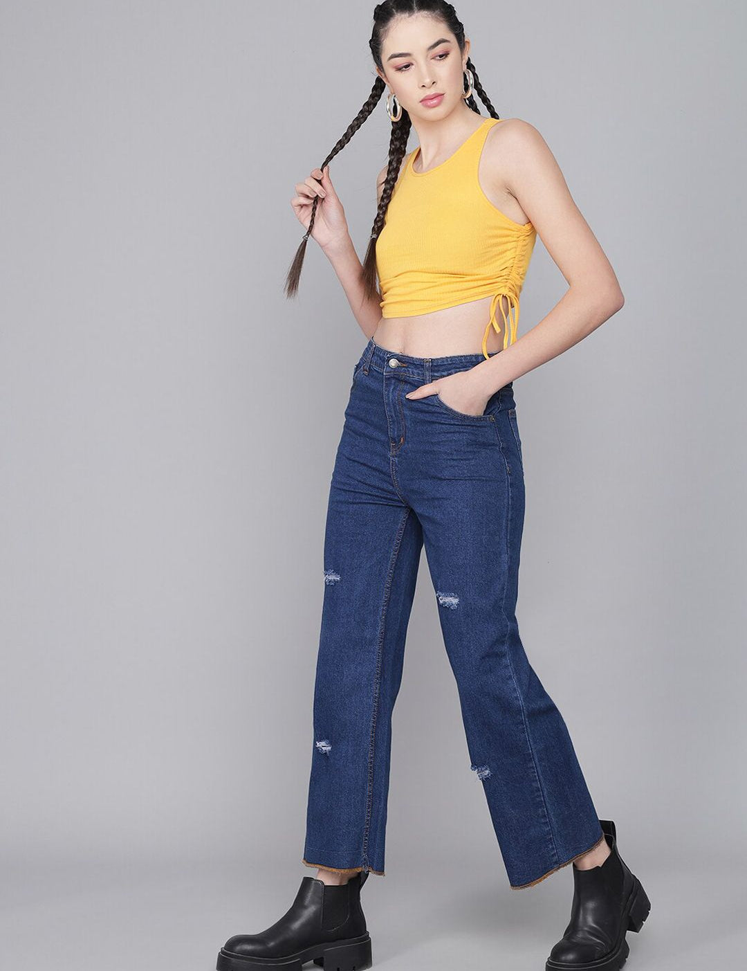 Kotty Women Blue Flared High-Rise Mildly Distressed Jeans