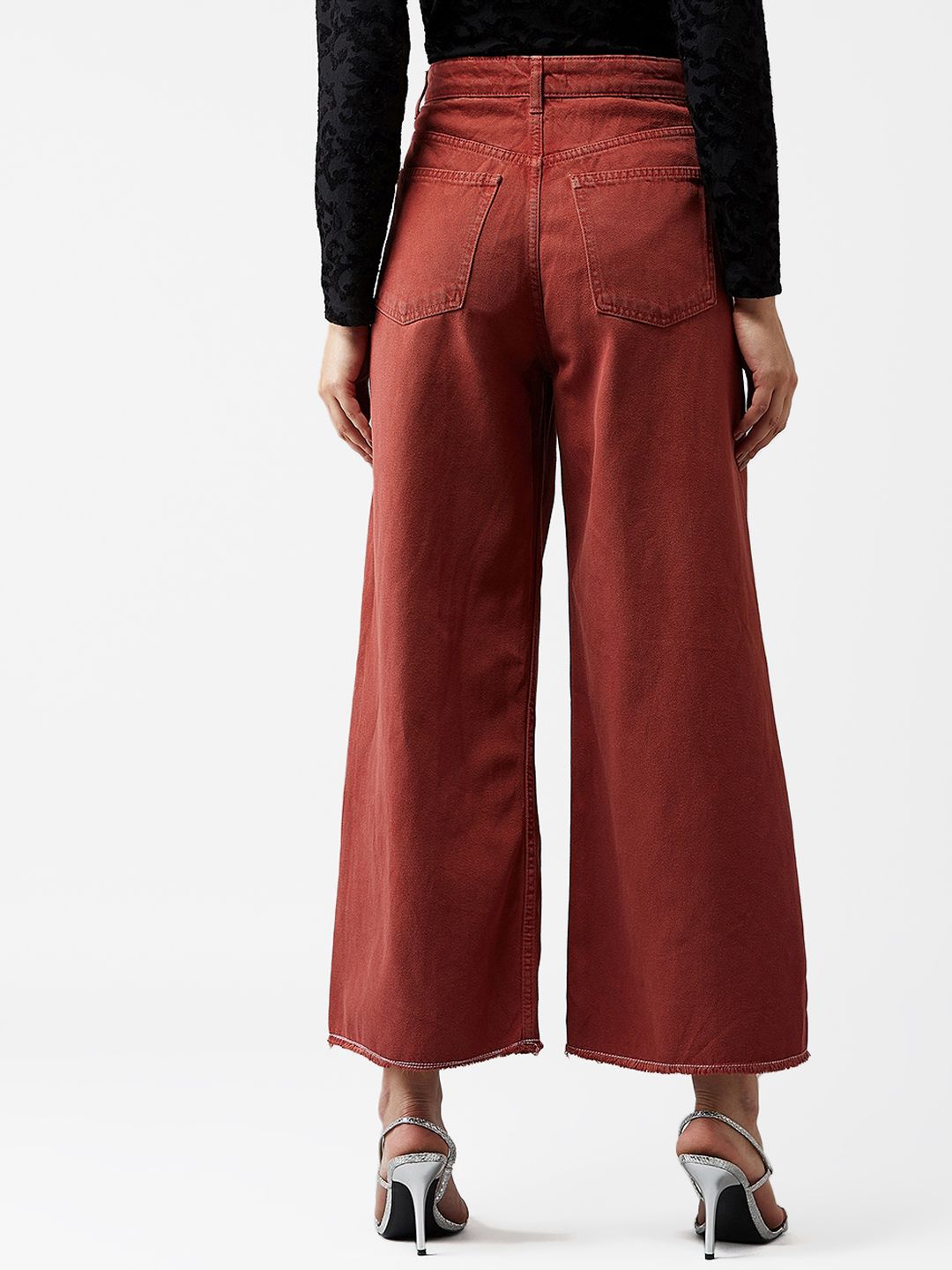 Kotty Women Maroon Wide Leg High-Rise Clean Look Jeans