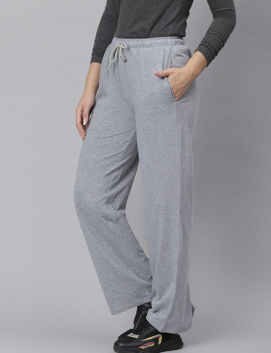 Kotty Women Grey Solid Straight-Fit Track Pants
