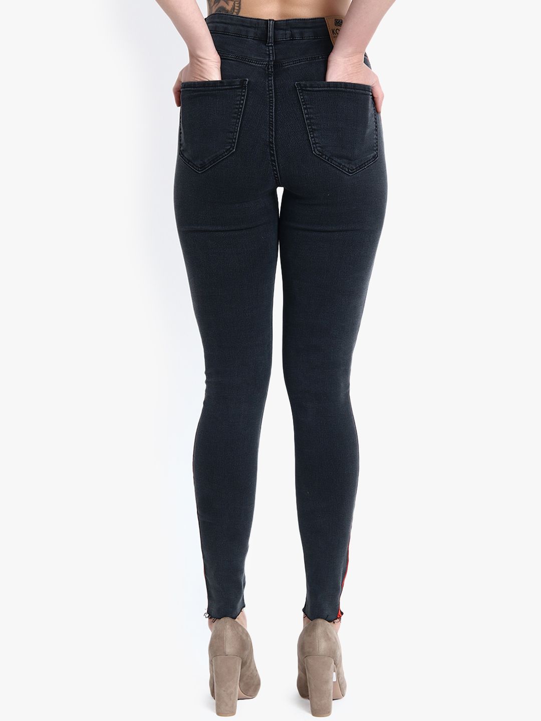 Kotty Women Black Skinny Fit High-Rise Slash Knee Stretchable Jeans