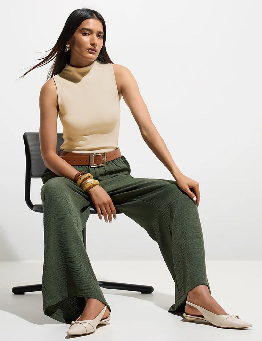 Kotty Women High Neck Sleeveless Top