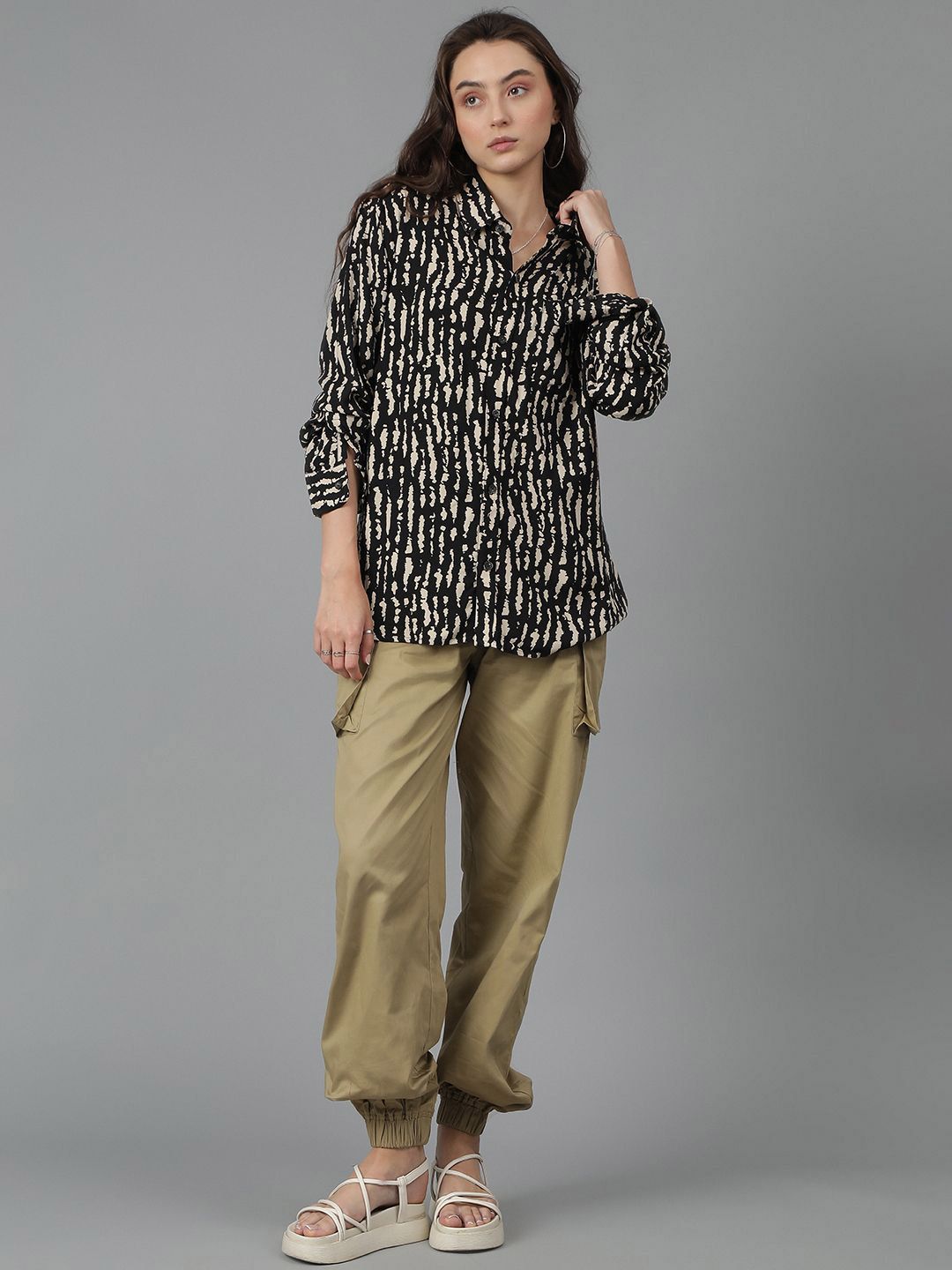 Kotty Women Spread Collar Abstract Printed Cotton Oversized Casual Shirt