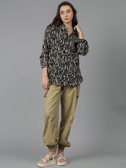 Kotty Women Spread Collar Abstract Printed Cotton Oversized Casual Shirt