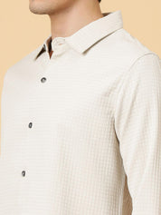 Kotty Men Relaxed Spread Collar Solid Casual Shirt