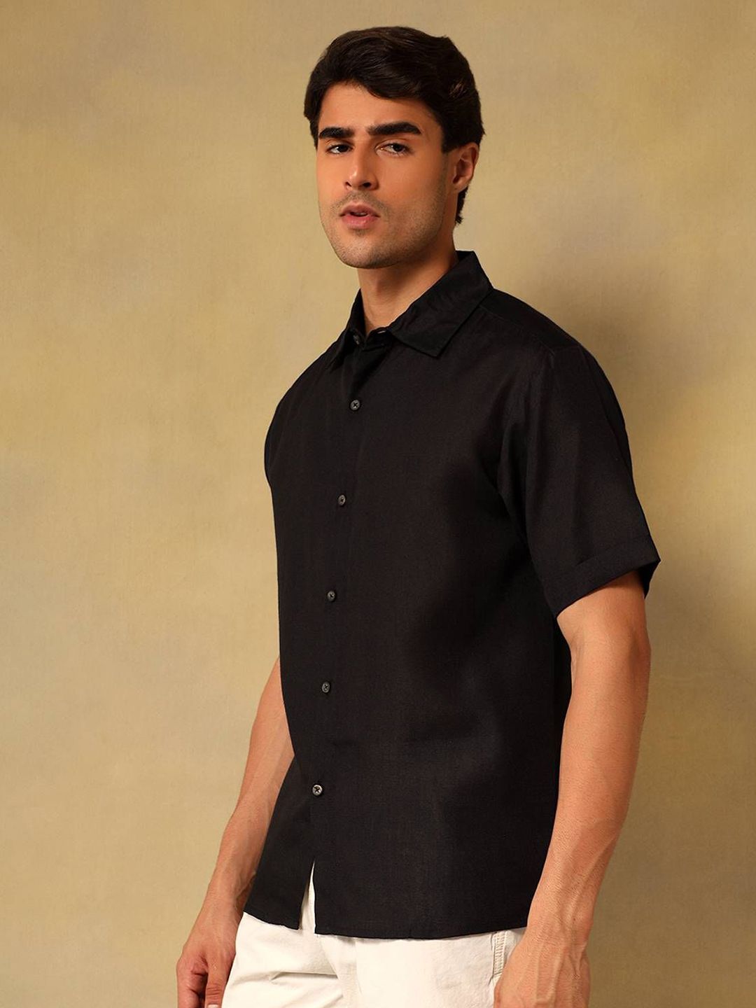 Kotty Comfort Spread Collar Linen Regular Fit Shirt