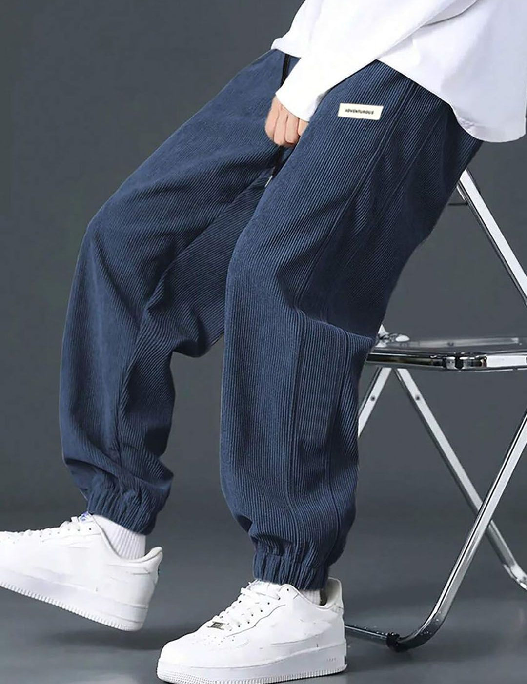 Kotty Men Relaxed High-Rise Corduroy Joggers Trousers