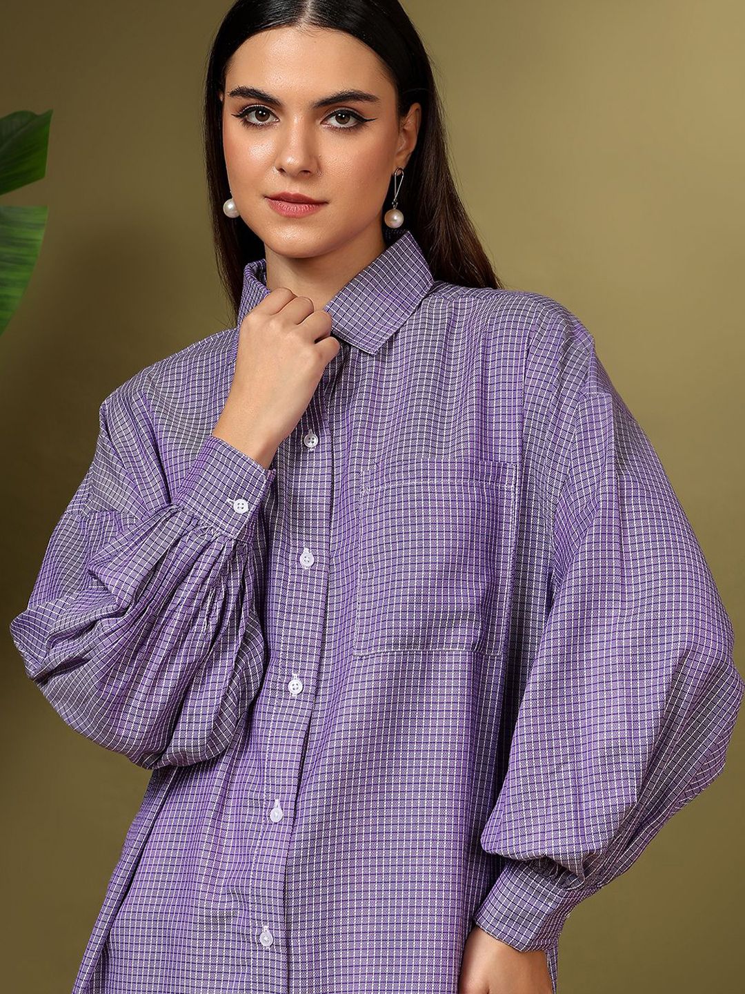 Kotty Women Oversized Fit Spread Collar Micro Checked Cotton Casual Shirt