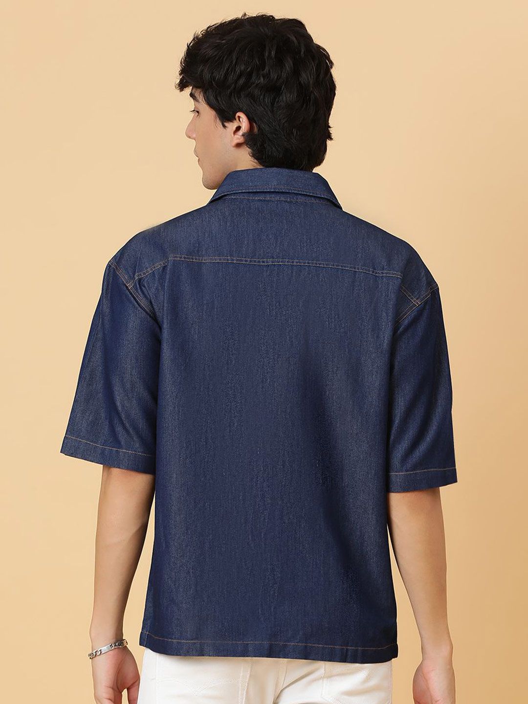 Kotty Men Relaxed Spread Collar Solid Cotton Casual Shirt