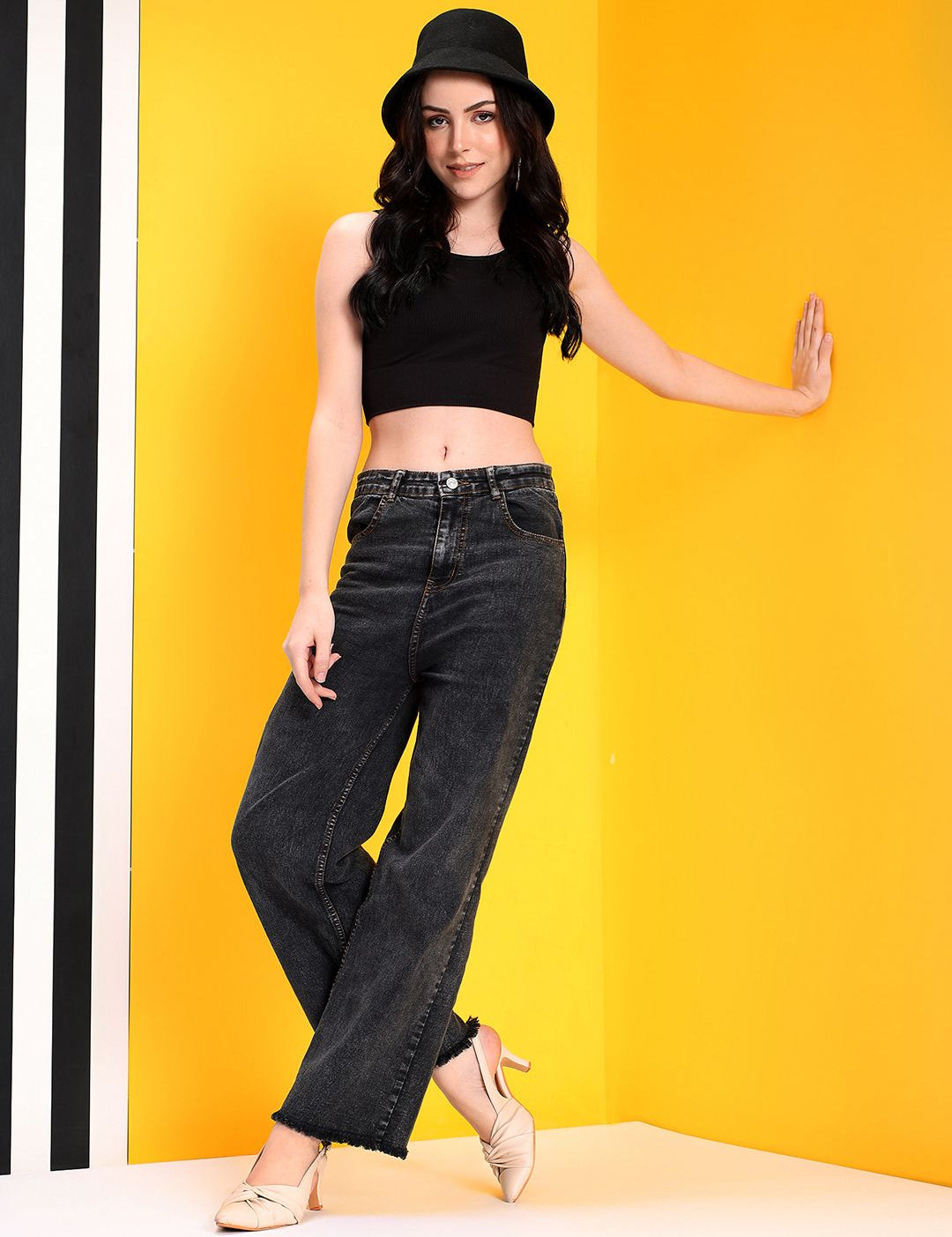 Kotty Women Jean Straight Fit High-Rise Jeans