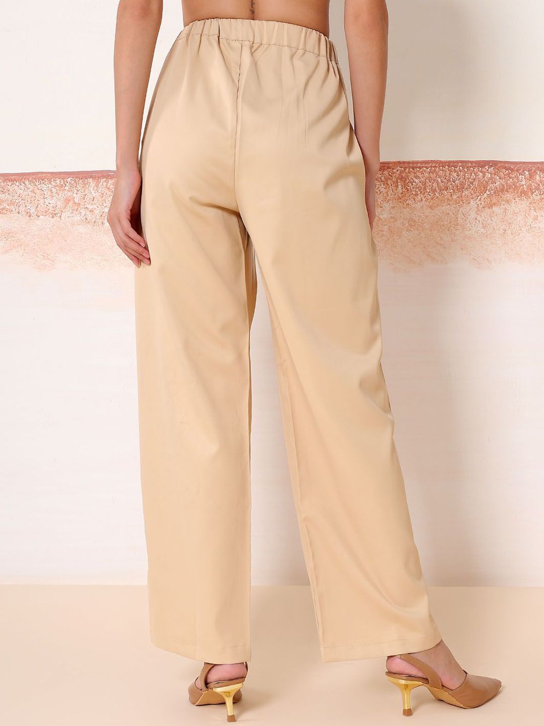 Kotty Women Comfort Relaxed Fit High-Rise Pleated Trousers