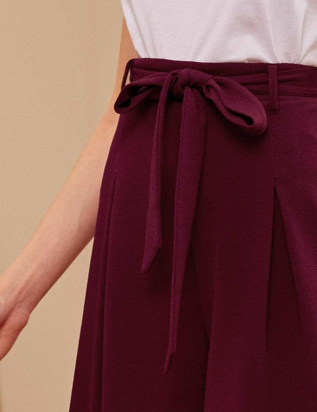 Kotty Women Relaxed Straight Leg High-Rise Trousers