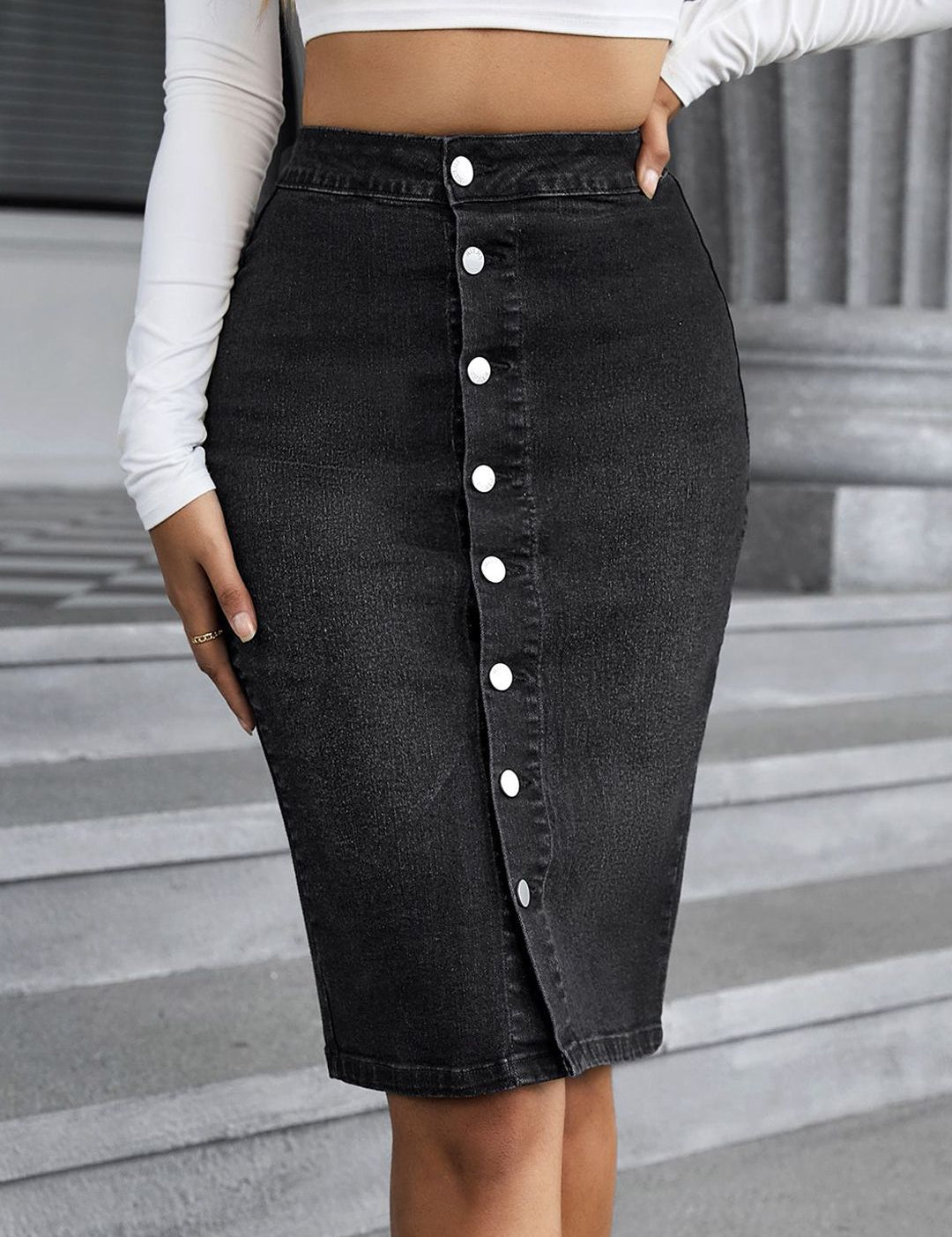 Kotty Pencil Knee Length Skirt