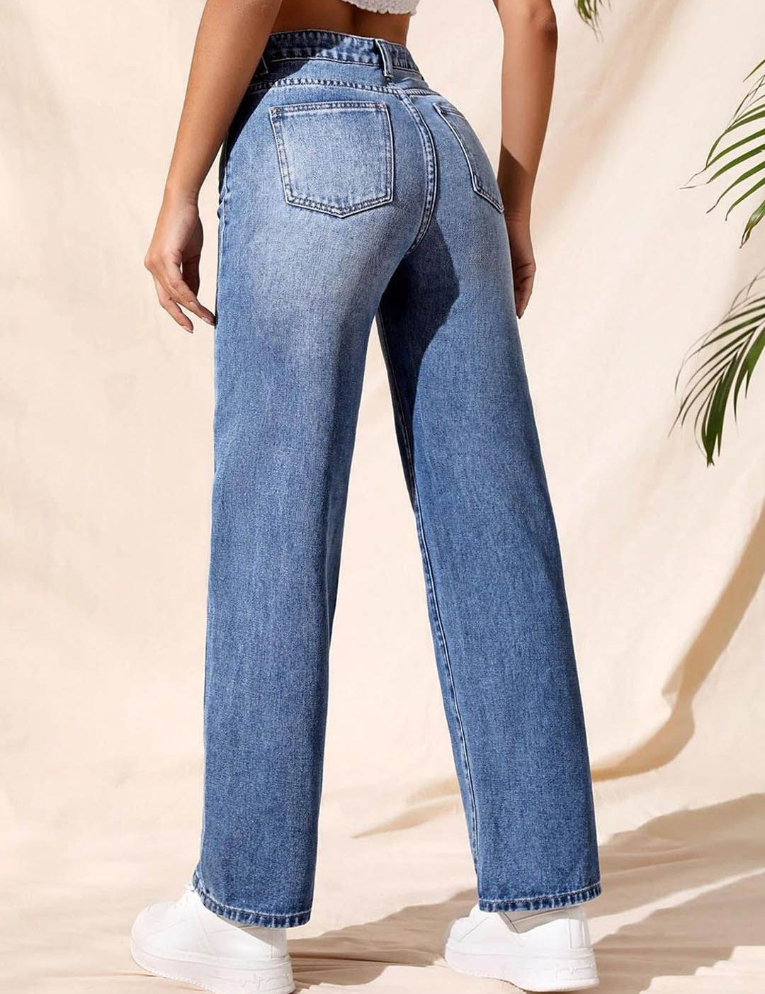 Kotty Women Straight Fit High-Rise Stretchable Jeans