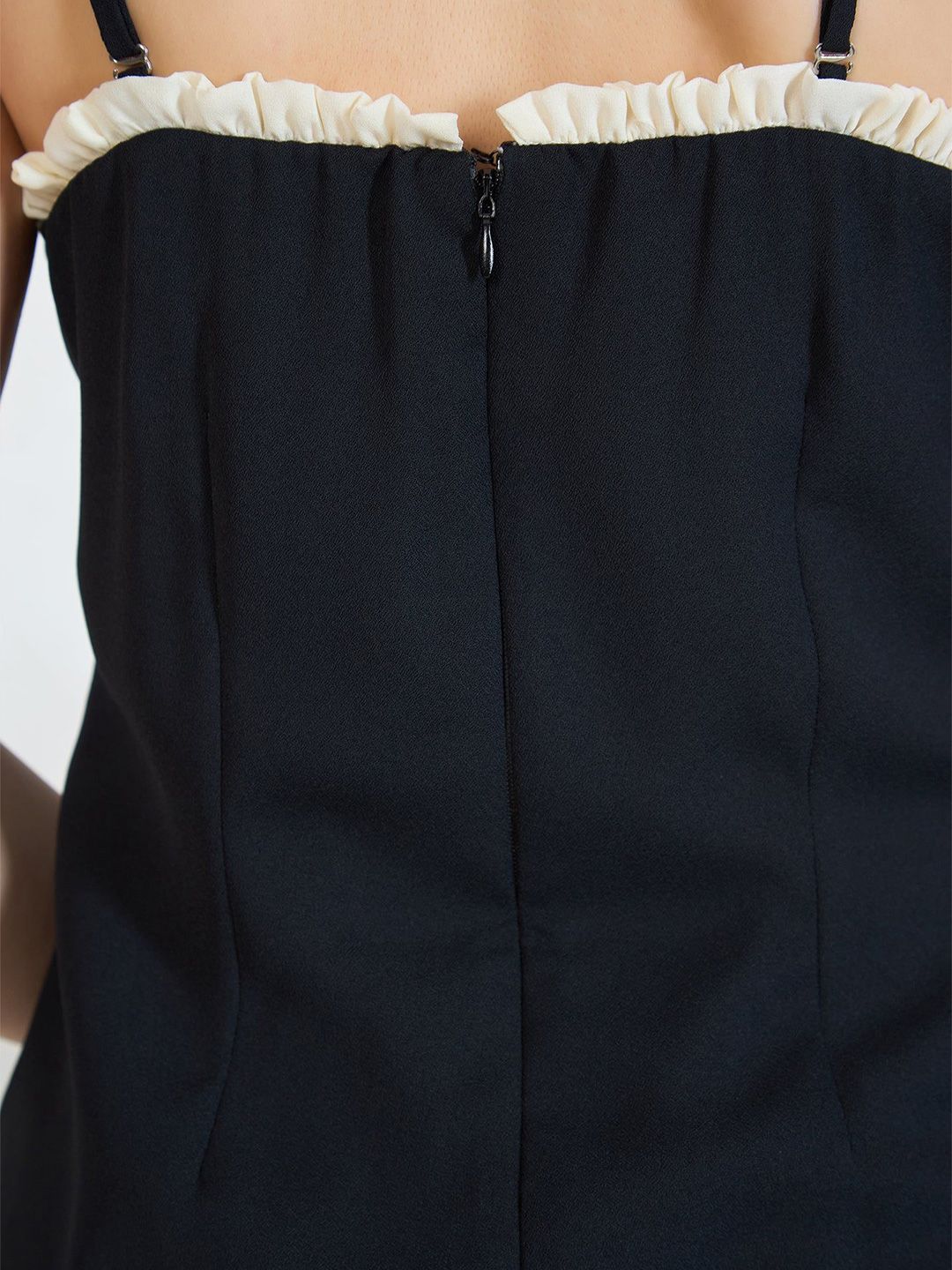 Kotty Shoulder Straps Cotton Sheath Mini Dress