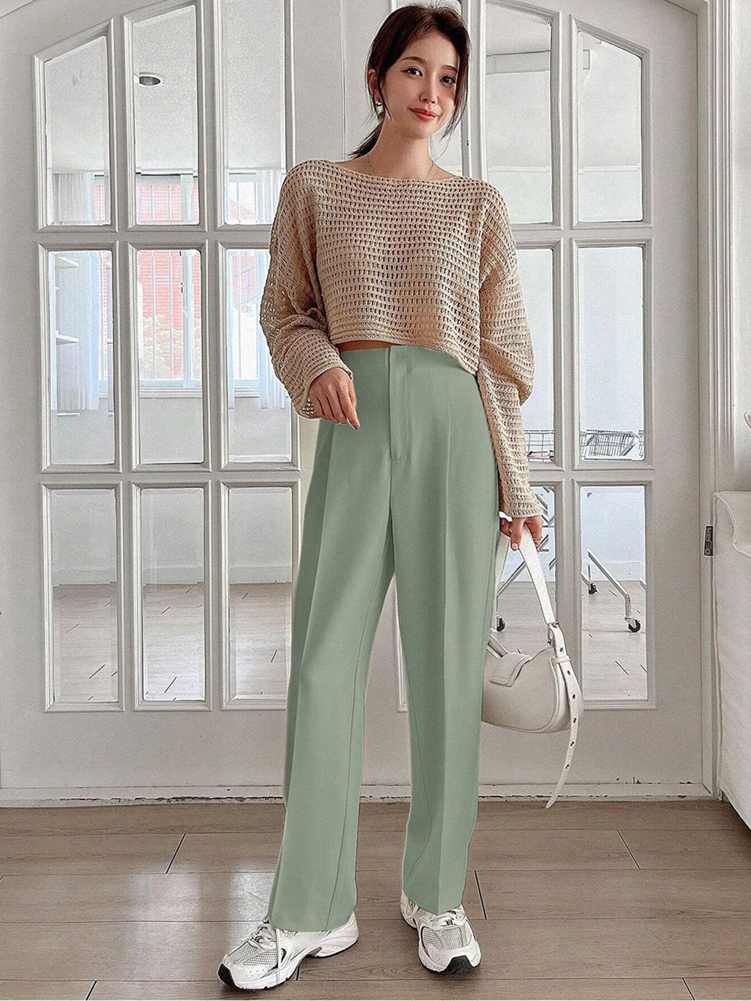 Kotty Women Relaxed Straight Leg High-Rise Pleated Regular Trousers