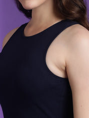 Kotty Women Solid Sheath Midi Dress