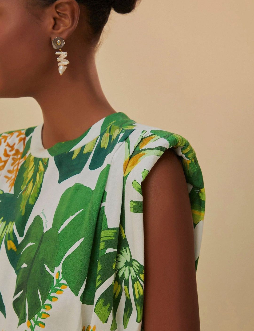 Kotty Tropical Print Crepe A-Line Mini Dress