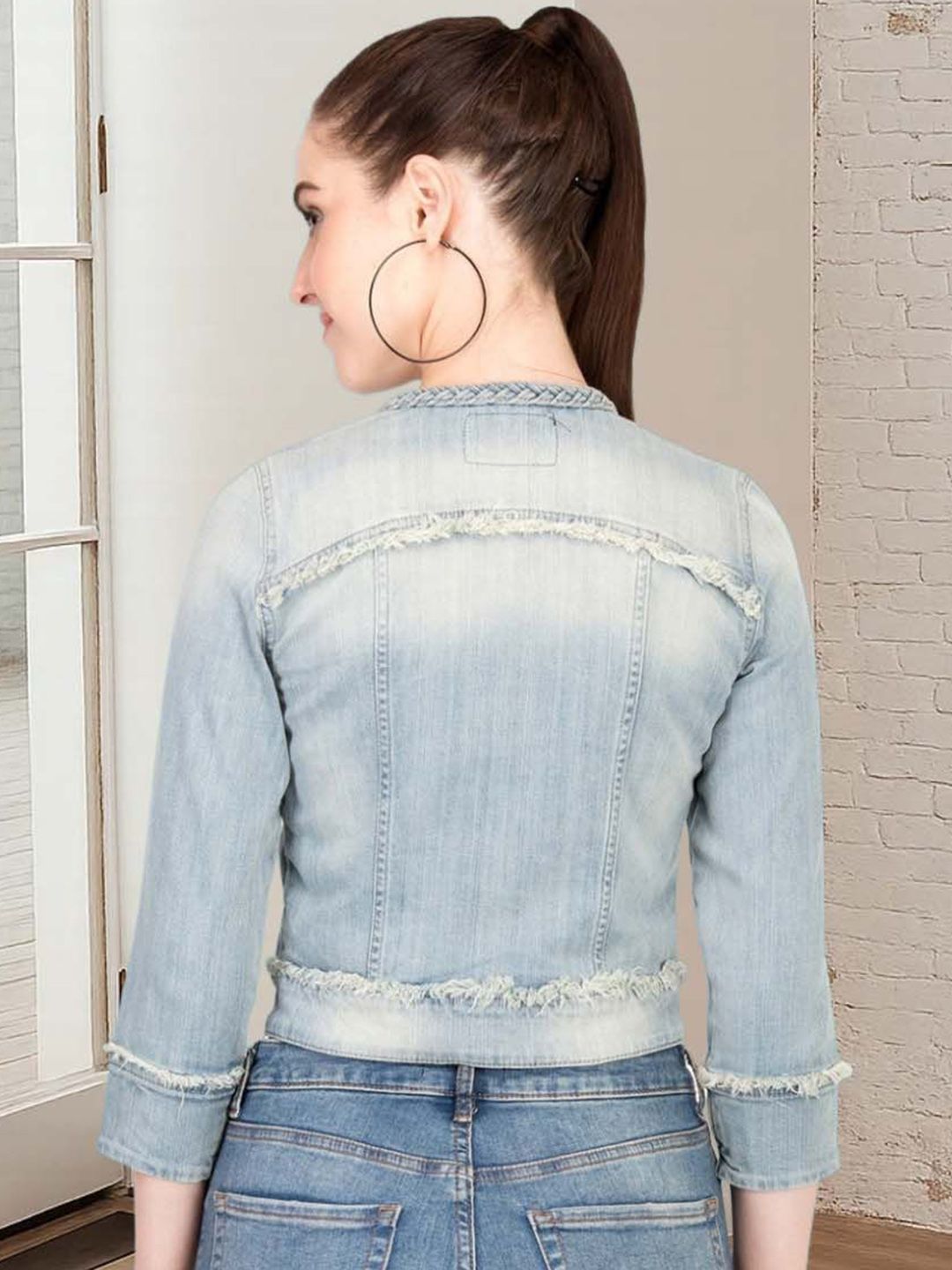 Kotty Women Collarless Solid Denim Jacket
