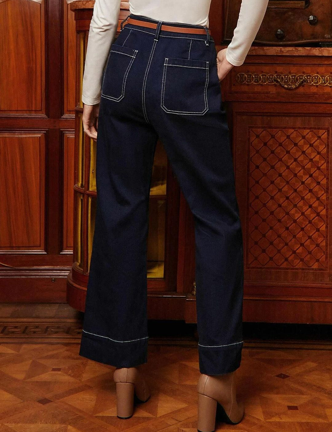 Kotty Women Bootcut High-Rise Stretchable Jeans