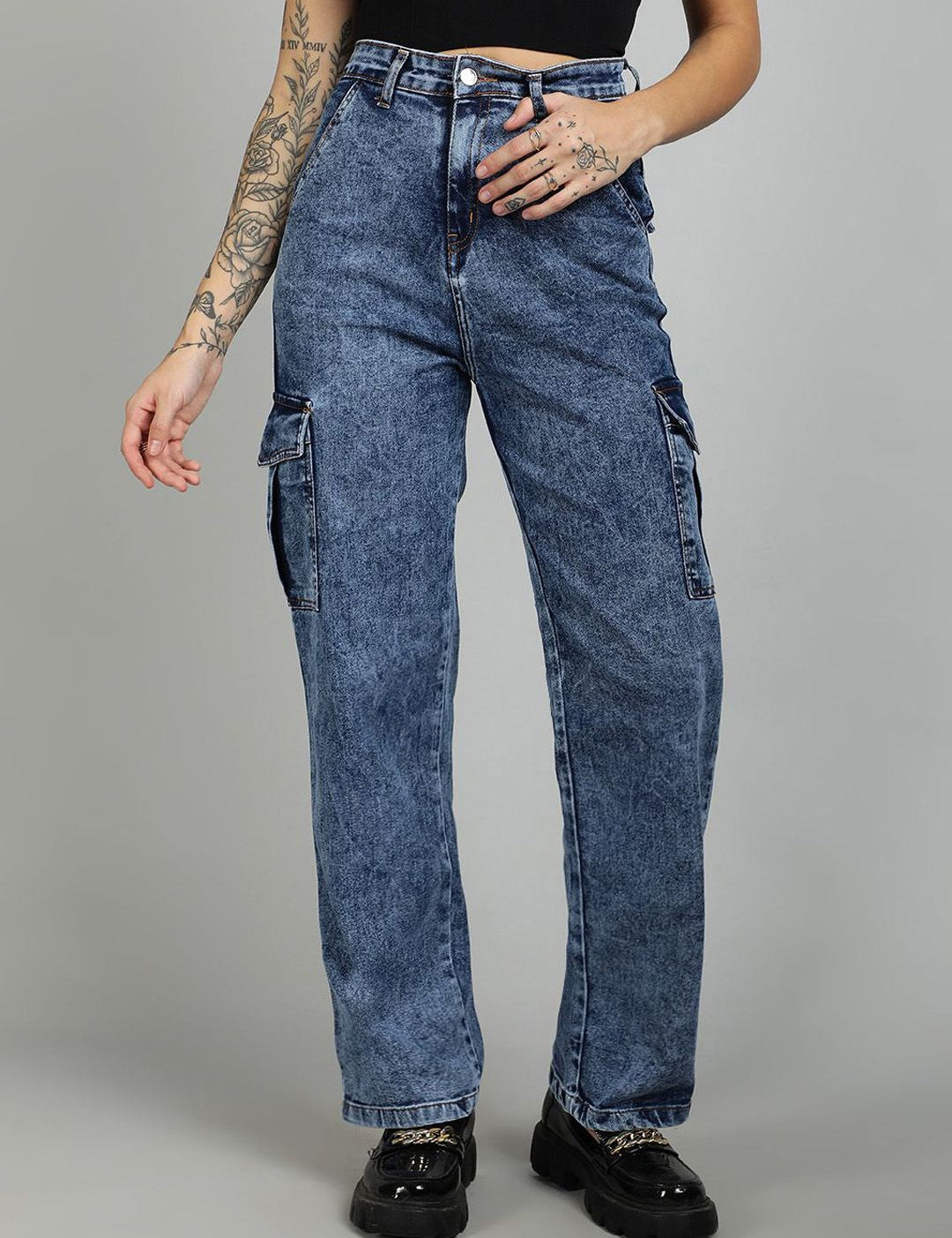 Kotty Women Straight Fit High-Rise Stretchable Cargo Jeans