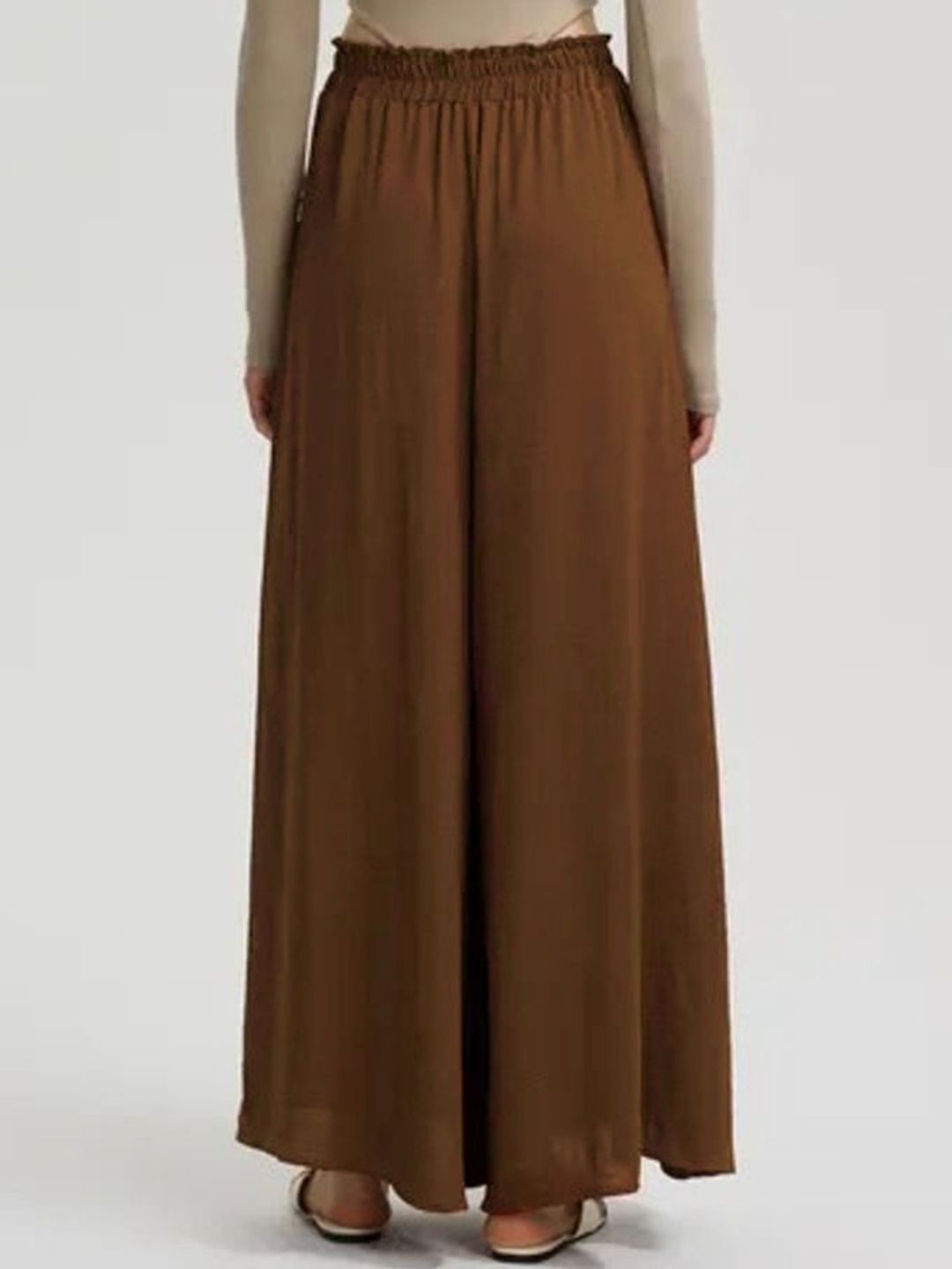 Kotty Women Relaxed High-Rise Wide Leg Trousers