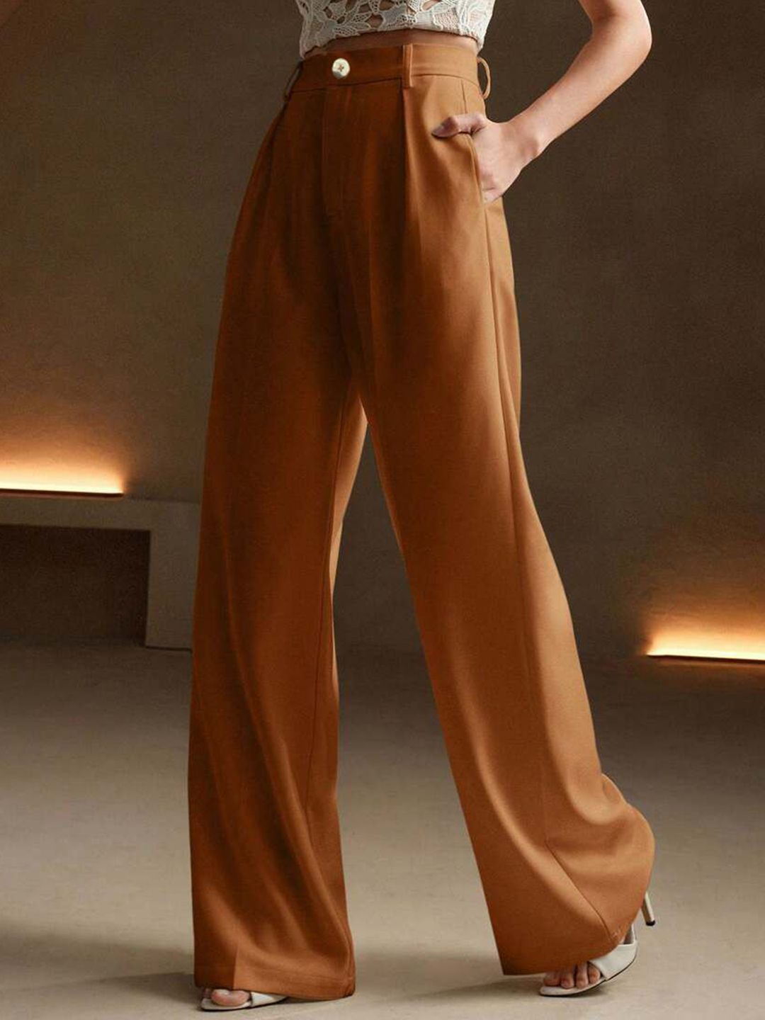 Kotty Women Relaxed High-Rise Formal Trousers