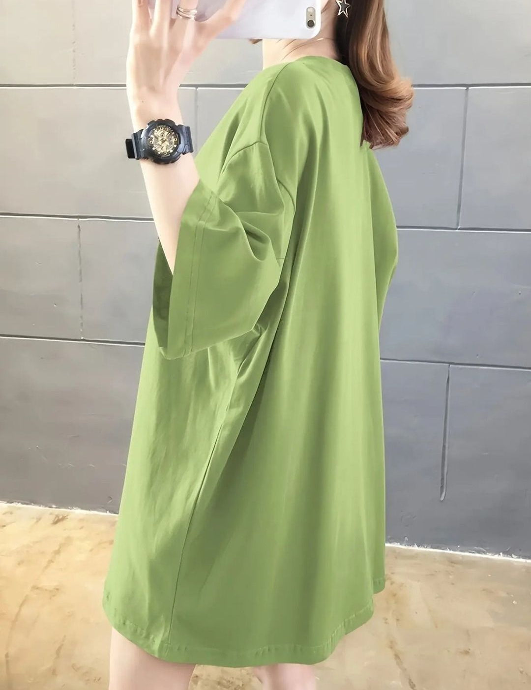 Kotty Graphic Printed Round Neck Drop-Shoulder Sleeves Oversized T-shirt