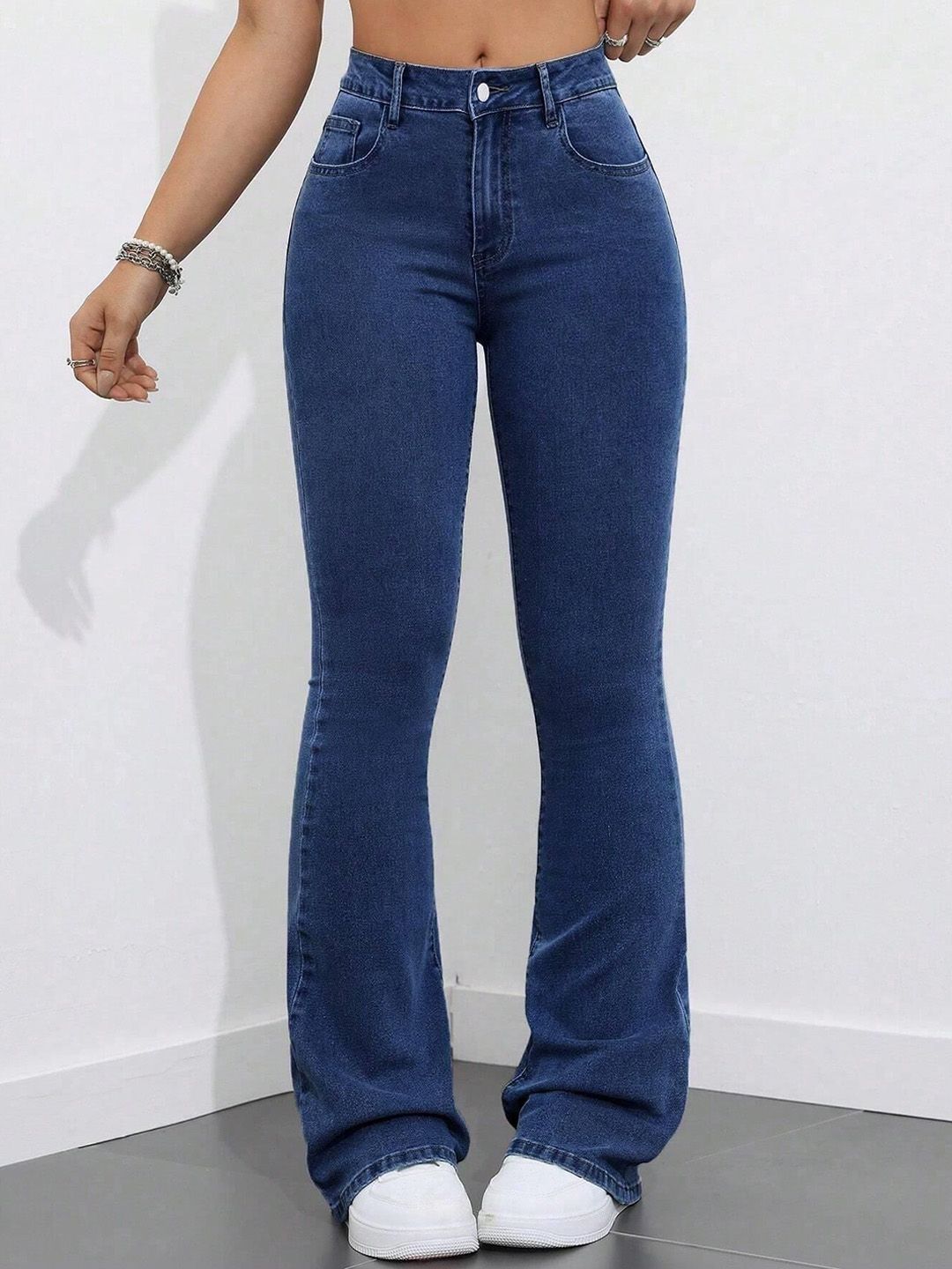 Kotty Women Bootcut High-Rise Stretchable Jeans