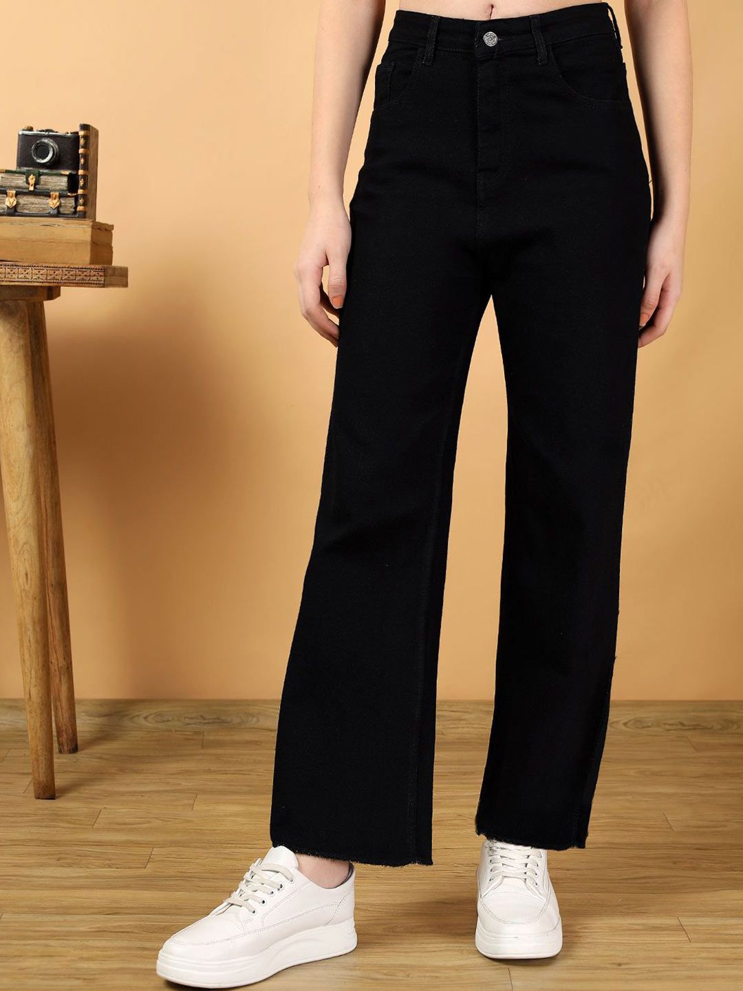 Kotty Women Jean Straight Fit High-Rise Stretchable Jeans