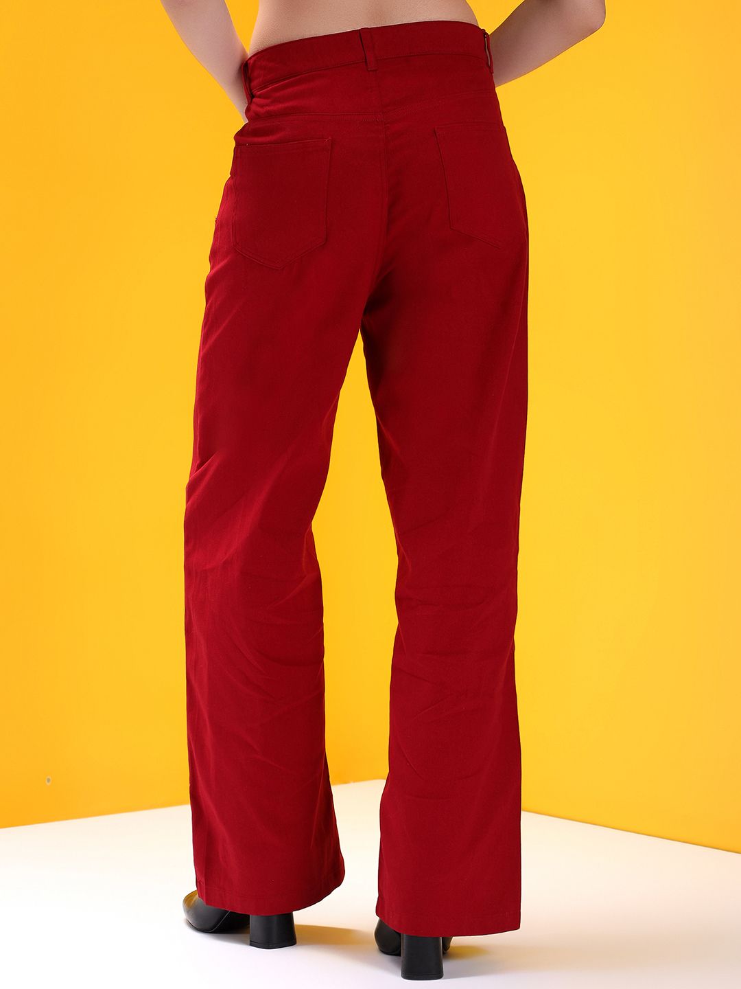 Kotty Women Jean Straight Fit High-Rise Stretchable Jeans