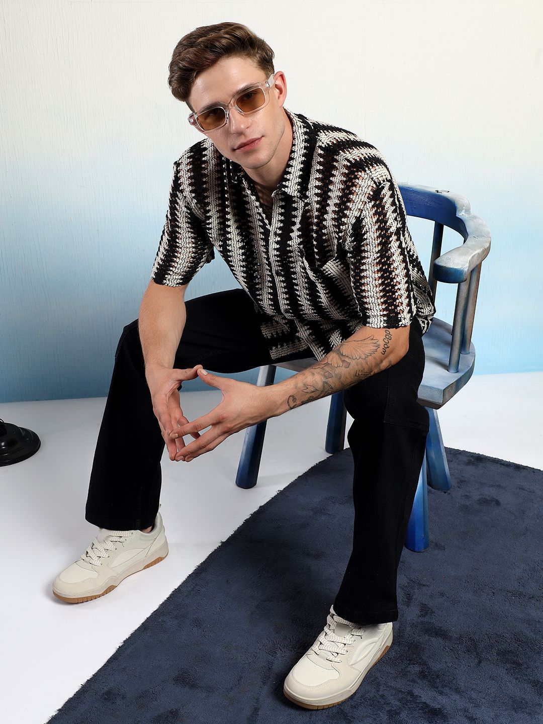 Kotty Vertical Stripes Cotton Spread Collar Short Sleeves Shirt