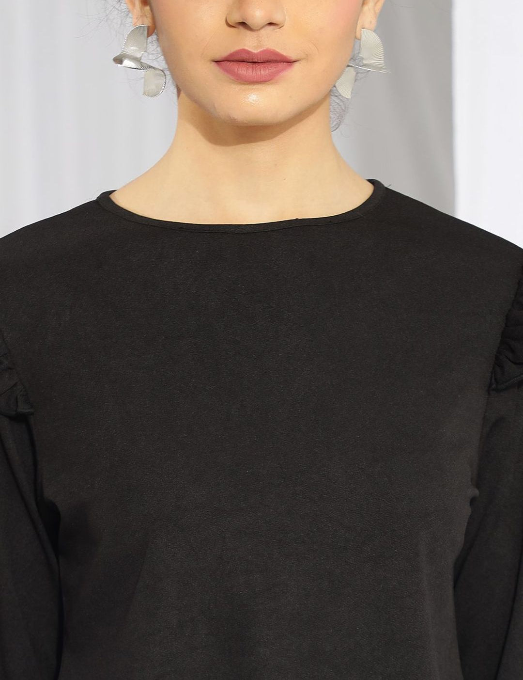 Kotty Women Round Neck Long Sleeves Top