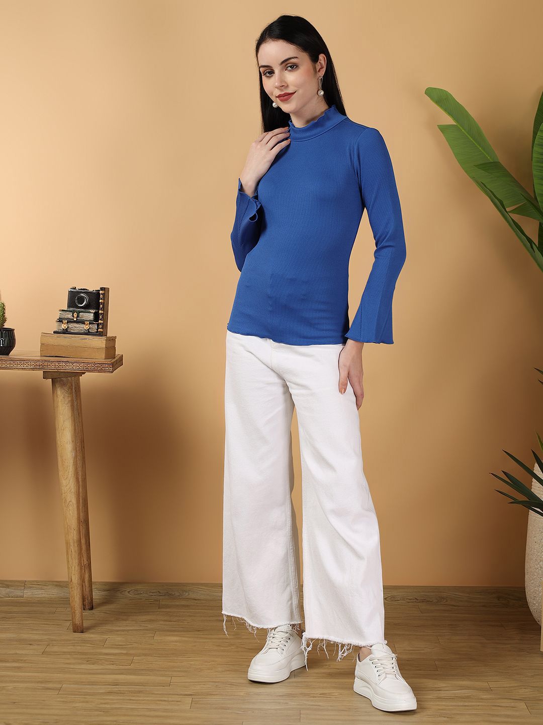 Kotty Bell Sleeve Top