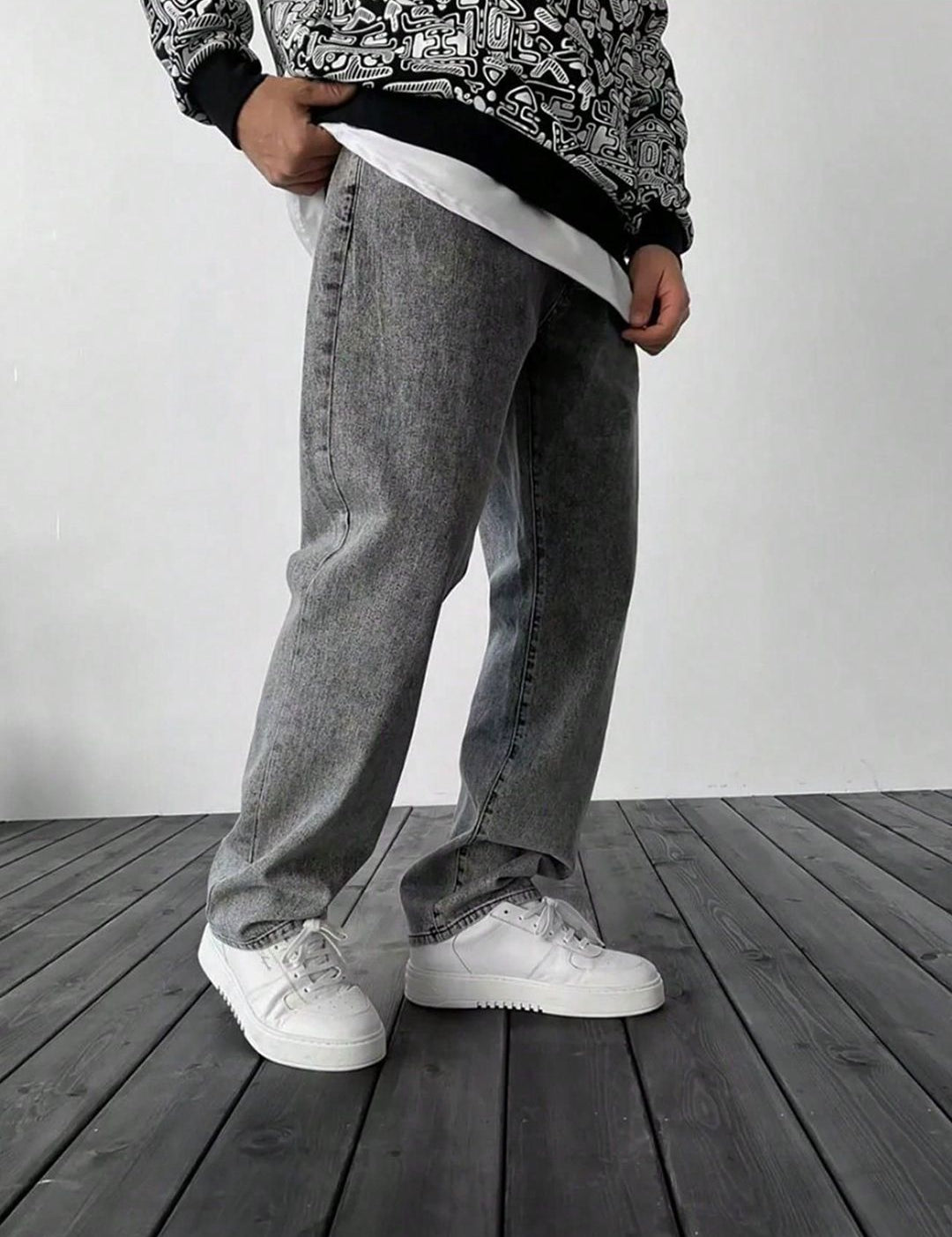 Kotty Men Straight Fit Low-Rise Stretchable Jeans